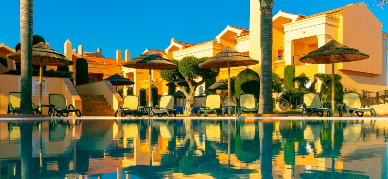 Luzbay Pool Apartments Экстерьер фото